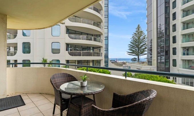 Mount Maunganui Apartment | Beachviews at Oceanside