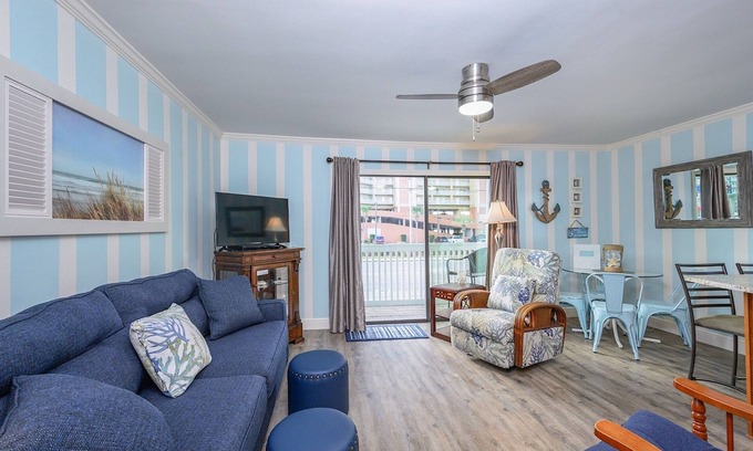 Gulf Shores Condo | Beachy & Fun ^ Close to Everything ^ Perfect for Couples & Young Families