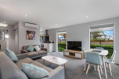 Edgeware Apartment | Bealey Delight