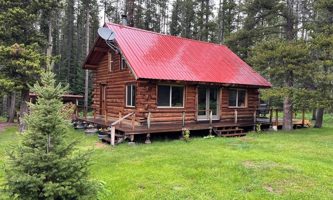 Essex Cabin | Bear Creek Cabin - A Slice of Montana Solitude