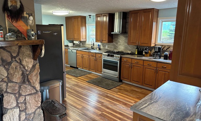 Chugiak House | Bear Mountain View 4BR House, 25 min outside of Anchorage. Pets welcome