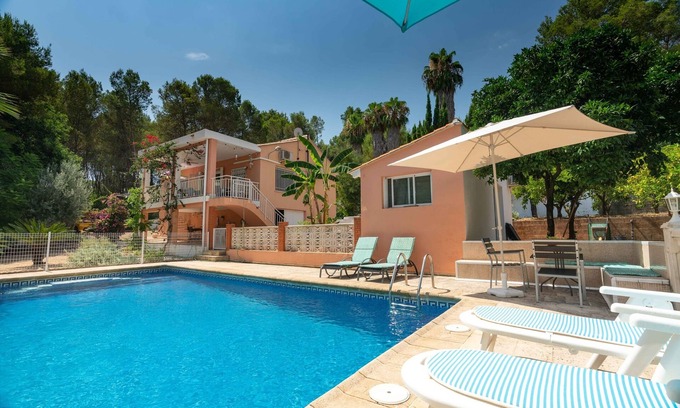 Carcaixent Villa | Beautiful villa, Spanish vibes, your private swimming pool (10x5) & guesthouse.