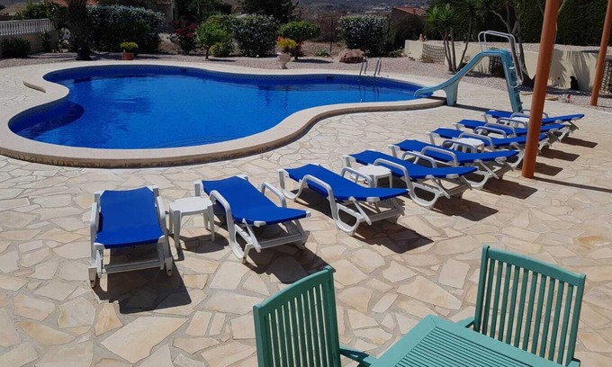 Barranco de Seca Villa | Beautiful Spanish villa set in a rural location with 4 spacious bedrooms