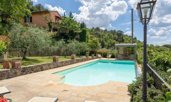 Castiglion Fiorentino House | Beautiful private villa for 6 guests with WIFI, private pool, TV, patio and pets allowed