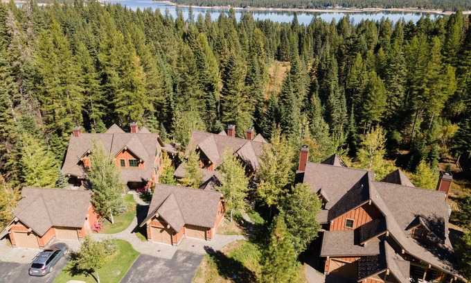 Tamarack Resort House | Beautiful 2 BR Townhome with Private Hot Tub