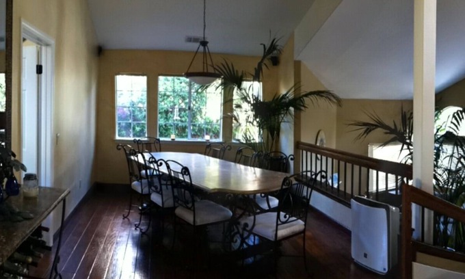 San Luis Obispo House | Beautiful 3 bedroom Home with 3 full bathrooms in the City of San Luis Obispo
