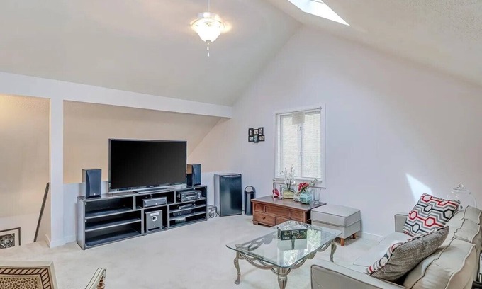 Northeast Raleigh House | Beautiful 3-bedroom Furnished Town house close to restaurants and Airport