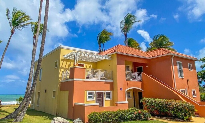 Candelero Abajo Apartment | Beautiful 3 br for 7 beachfront walkout villa!