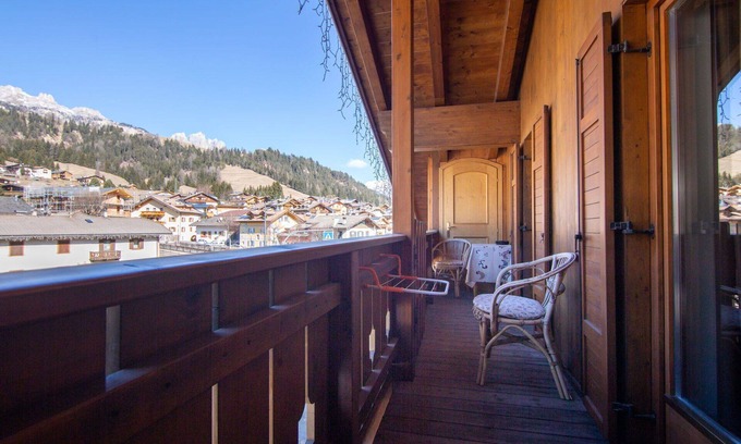 Soraga Apartment | Beautiful apartment for 23 people with WIFI, TV and balcony
