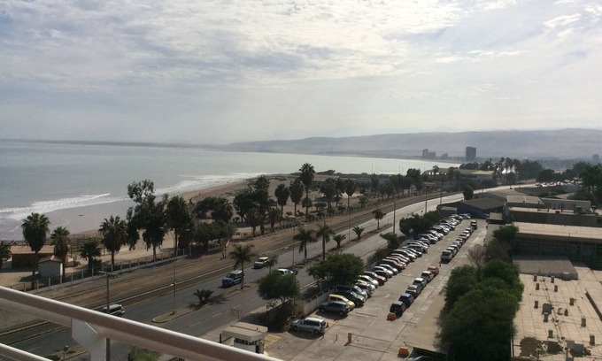 Arica Apartment | Beautiful apartment with terrace and views of Chinchorro beach