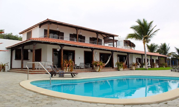 Punta Blanca House | Beautiful Beach House in Punta Blanca, Ecuadorian Coast