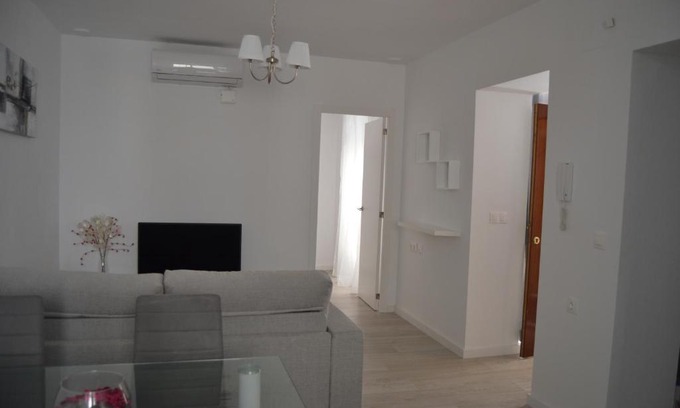 Old Town Apartment | Beautiful Central Cadiz