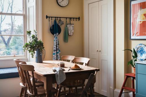 Marchmont Apartment | Beautiful central Edinburgh Apartment