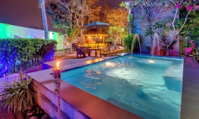 Crespo Apartment | Beautiful Private Villa 8-Bedrooms, in safe location.