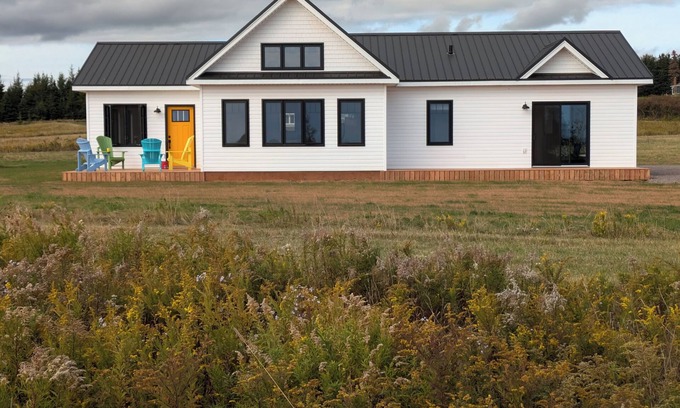 Little Pond Cottage | Beautiful Coastal Beach House. New build close to golf and beaches .