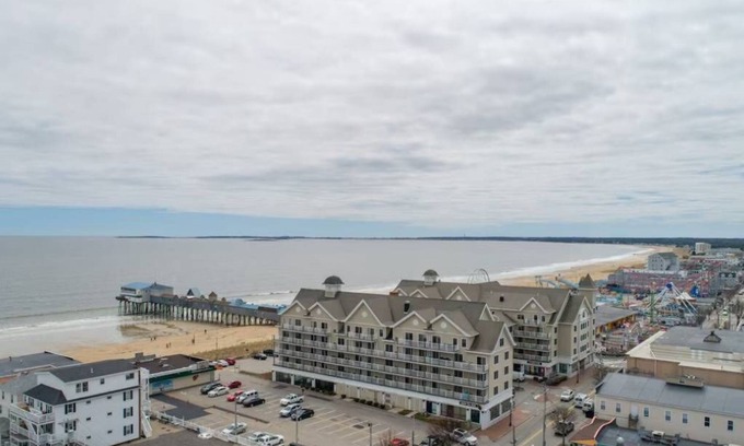 Old Orchard Beach Apartment | Beautiful Condo Just steps to Ocean at the Grand Victorian
