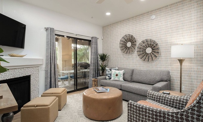 Tucson Condo | Beautiful Condo! Great location, 5 miles from UofA