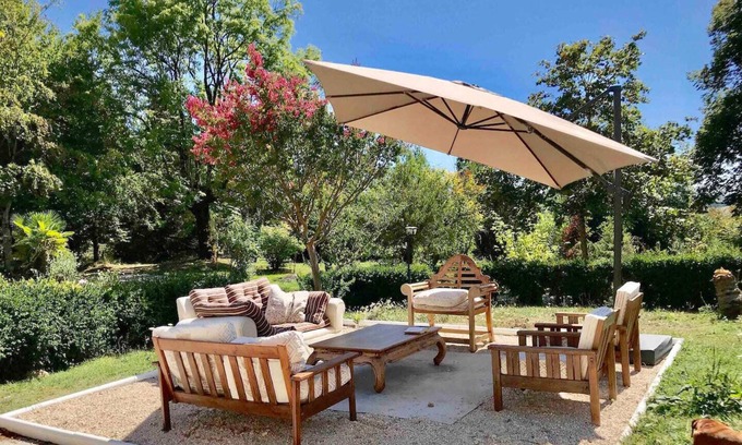 Maleville House | Beautiful country house, 1.5 ha wooded park, swimming pool, sauna, hamam