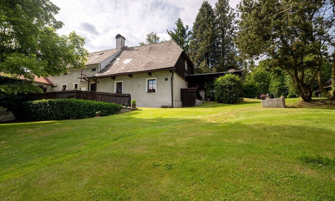 Bela nad Radbuzou Villa | Beautiful private villa for 6 people with TV, patio and pets allowed