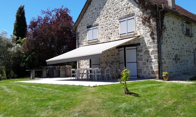 Saint-Julien-Maumont House | Beautiful fully renovated barn with swimming pool