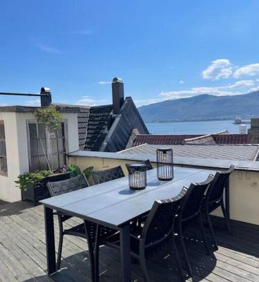 Alesund Apartment | Beautiful Fjord View, High Standard, Fully Equipped