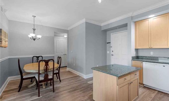 Edgewood Condo | Beautiful Fort Myers Waterfront Gem