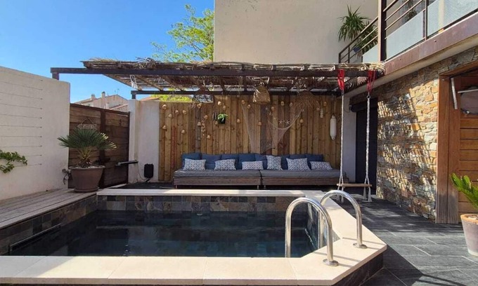 Roquefort-la-Bedoule House | Beautiful townhouse, 8 people, outdoor/swimming pool, 10 minutes from Cassis and La Ciotat beaches