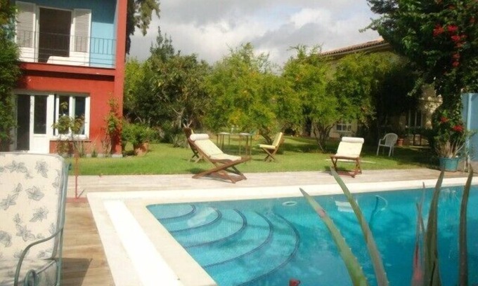 Santa Clara Villa | BEAUTIFUL GARDEN VILLA WITH PRIVATE SWIMMING POOL AT SEVILLE DOWNTOWN