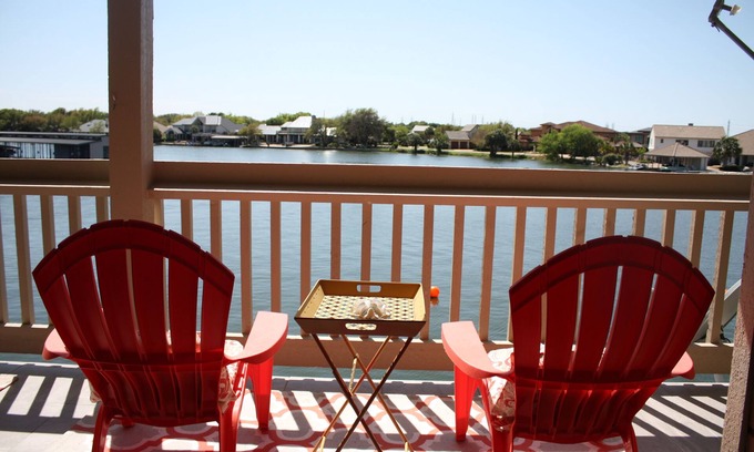 Horseshoe Bay Condo | Beautiful Gated Waterfront Condo in Heart of Horseshoe Bay, Boat Docks and WIFI