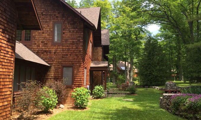 Lake Leelanau House | Beautiful historic cottage on N. Lake Leelanau known as Birchcroft!