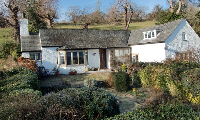 Conwy Cottage | Beautiful Holiday cottage near Conwy, Wales