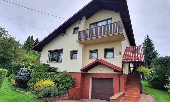 gmina Buczkowice House | Beautiful holiday home in Buczkowice with garden