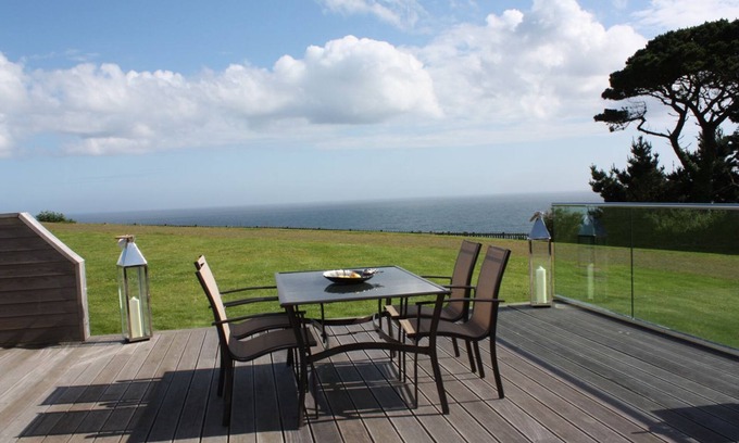 Talland House | Beautiful holiday home, just a walk away from Talland beach.