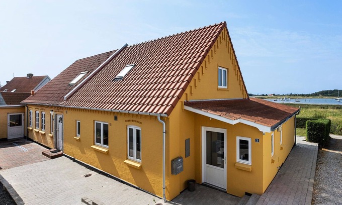 Assens House | Beautiful home in Assens with house sea view