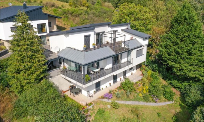 Diefenbach House | Beautiful Home In Diefenbach With Wifi