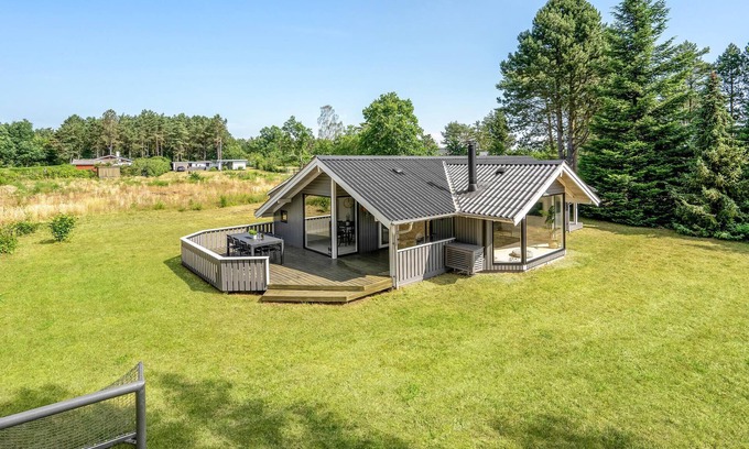 Fuglslev House | Beautiful home in Ebeltoft with WiFi