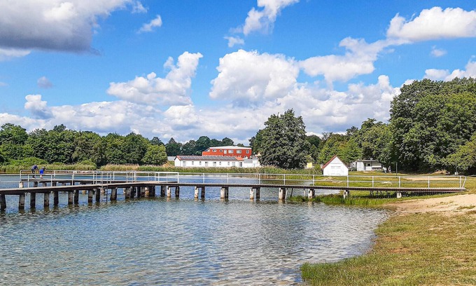 Gutzkow House | Beautiful home in Gützkow with kitchen