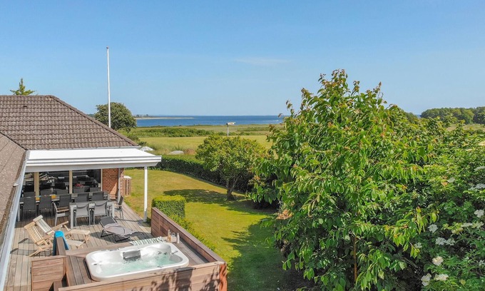 Aarosund House | Beautiful home in Haderslev with WiFi