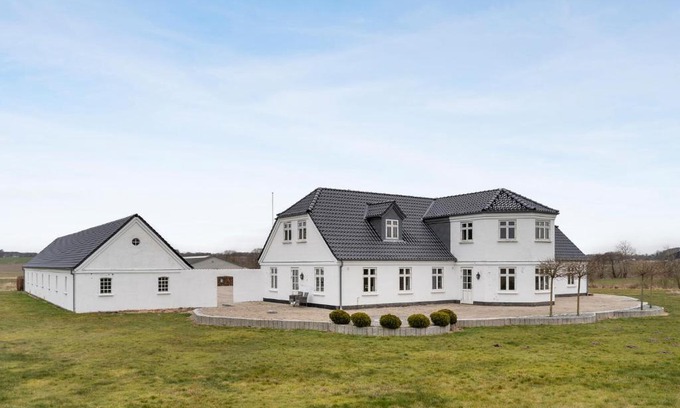Rodding House | Beautiful Home In Rødding With Wifi