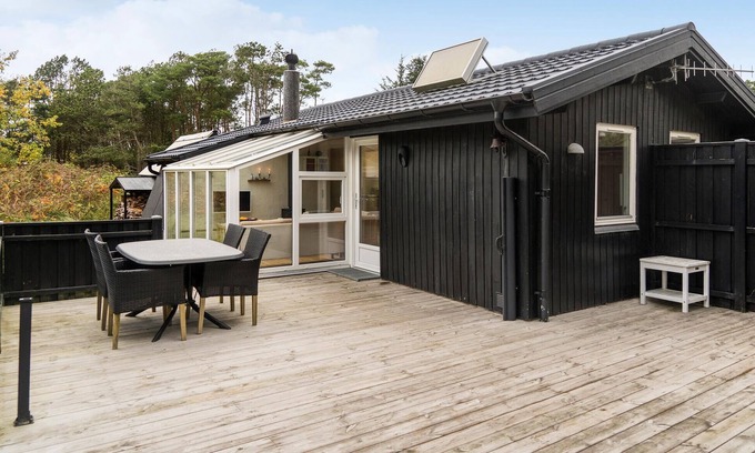 Sønder Vorupør House | Beautiful home in Thisted with sauna
