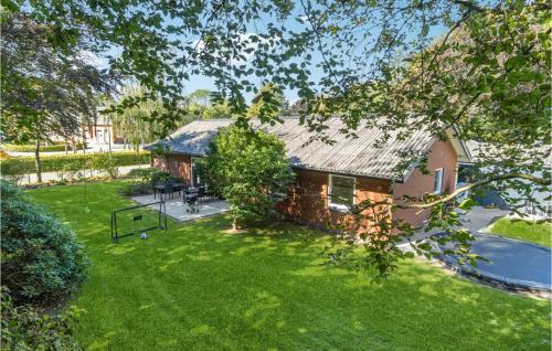 Varde Municipality House | Beautiful Home In Varde With Kitchen