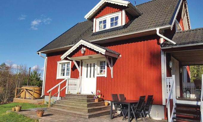 Vilshult House | Beautiful home in Vilshult with kitchen