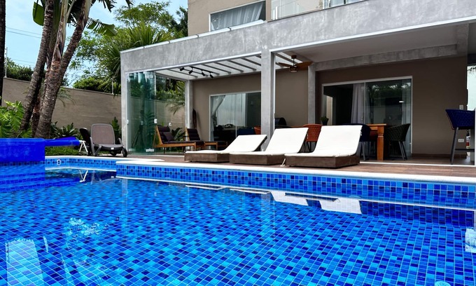 Juquehy House | Beautiful house for rent on Juquehy beach with barbecue, swimming pool and sauna