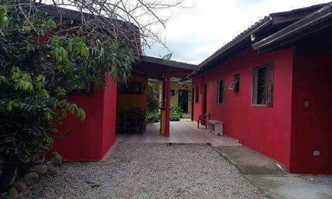 Downtown Ubatuba House | BEAUTIFUL HOUSE WITH 5 BEDROOMS, 5 BATHROOMS FOR 25 PEOPLE, PEREQUE AÇU BEACH, UBATUBA