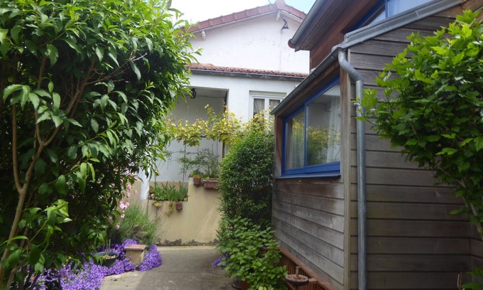 Antony House | Beautiful house with garden in a quiet dead end near Paris, in Antony