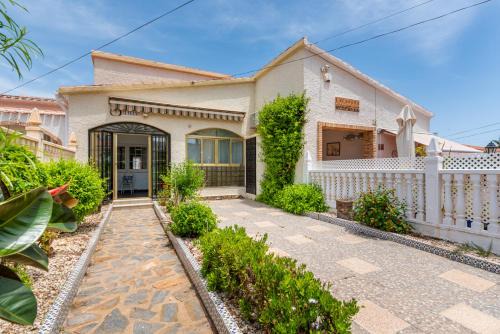 Punta Prima Ski Chalet | Beautiful house with sea views and private pool