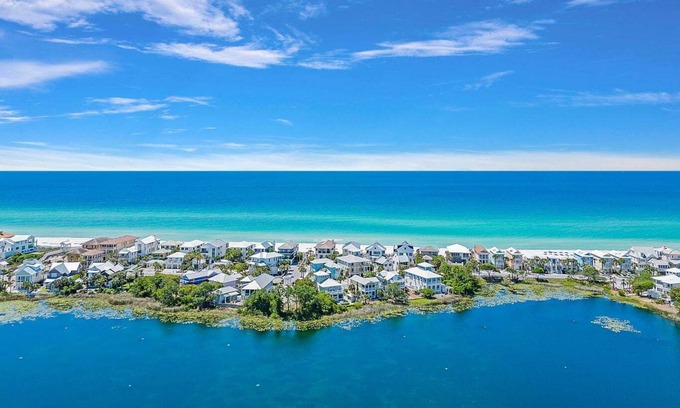 Sunnyside Resort | Beautiful Lake & Gulf Views, Private Beach, by 30A!