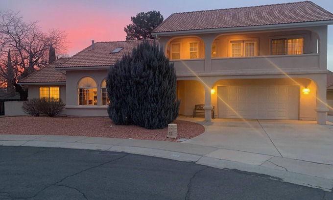 Page House | Beautiful Lake Powell Custom Vacation Home