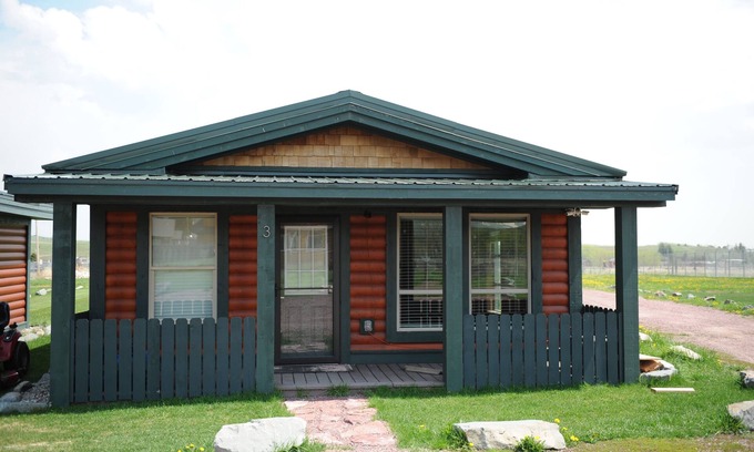 East Glacier Park Village Cabin | Beautiful new luxury cabin on large private lot
