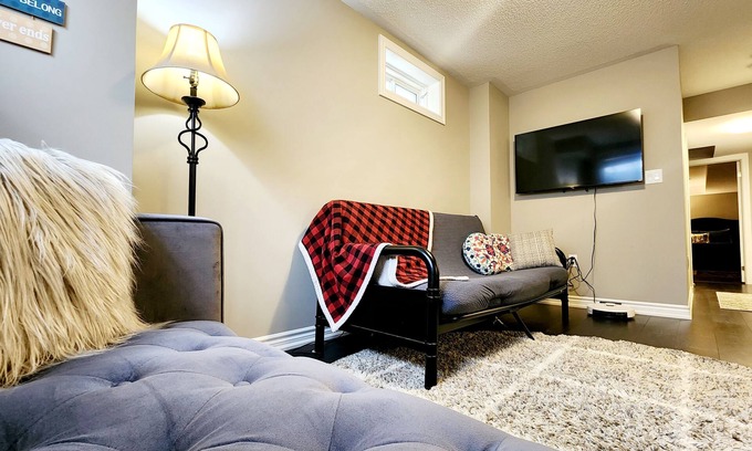 Halton Regional Municipality Apartment | Beautiful newly constructed 1bedroom apartment with seperate entrance